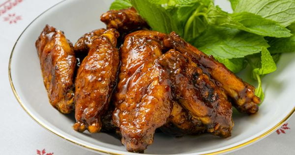 Airfryer'da Acılı Tavuk Kanatları tarifi