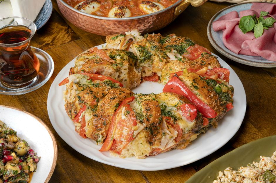 Bayat Ekmek Böreği tarifi