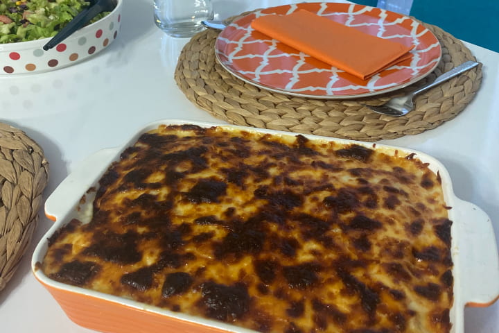 Fırında Beşamel Soslu Tavuk tarifi